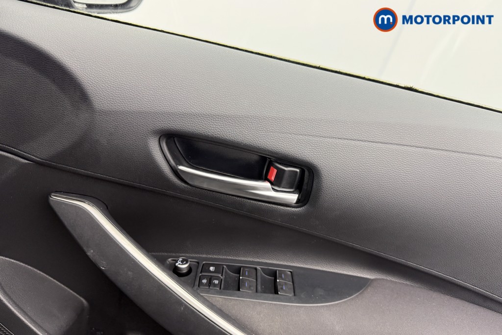 Toyota Corolla Icon Tech Automatic Petrol-Electric Hybrid Hatchback - Stock Number (1620640) - 9th supplementary image