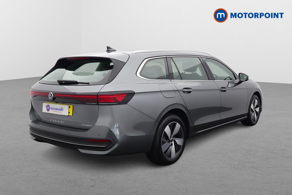 Volkswagen Passat Life Automatic Petrol Plug-In Hybrid Estate - Stock Number (1620873) - Drivers side rear corner