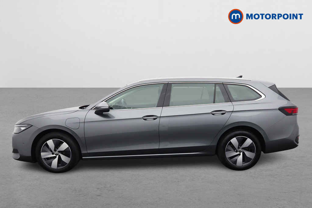 Volkswagen Passat Life Automatic Petrol Plug-In Hybrid Estate - Stock Number (1620873) - Passenger side