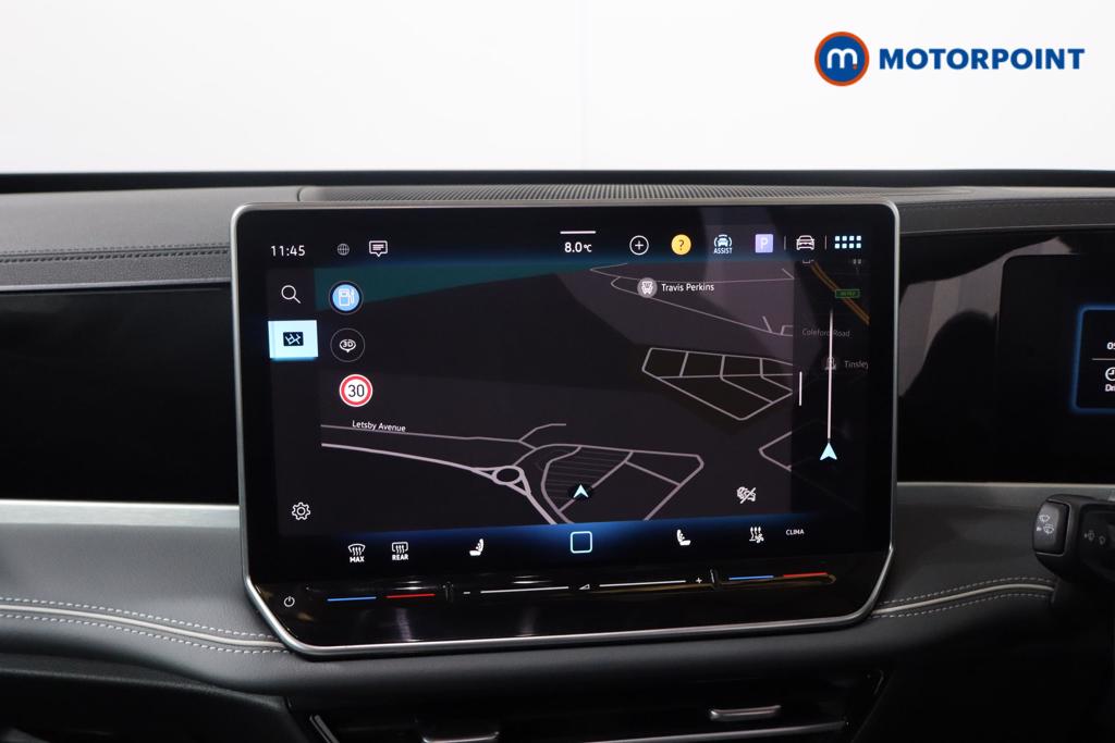 Volkswagen Passat Life Automatic Petrol Plug-In Hybrid Estate - Stock Number (1620878) - 2nd supplementary image