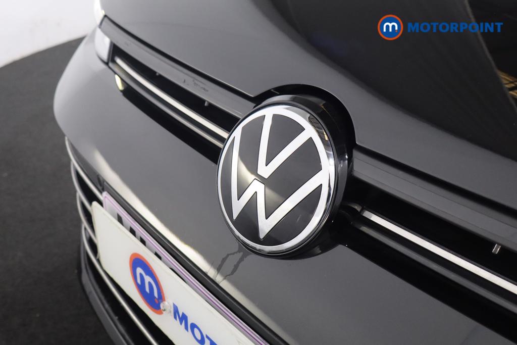 Volkswagen Passat Life Automatic Petrol Plug-In Hybrid Estate - Stock Number (1620878) - 18th supplementary image