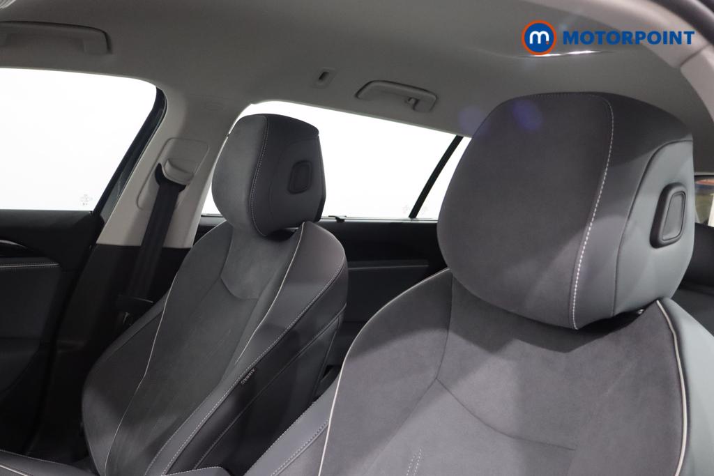 Volkswagen Passat Life Automatic Petrol Plug-In Hybrid Estate - Stock Number (1620878) - 20th supplementary image