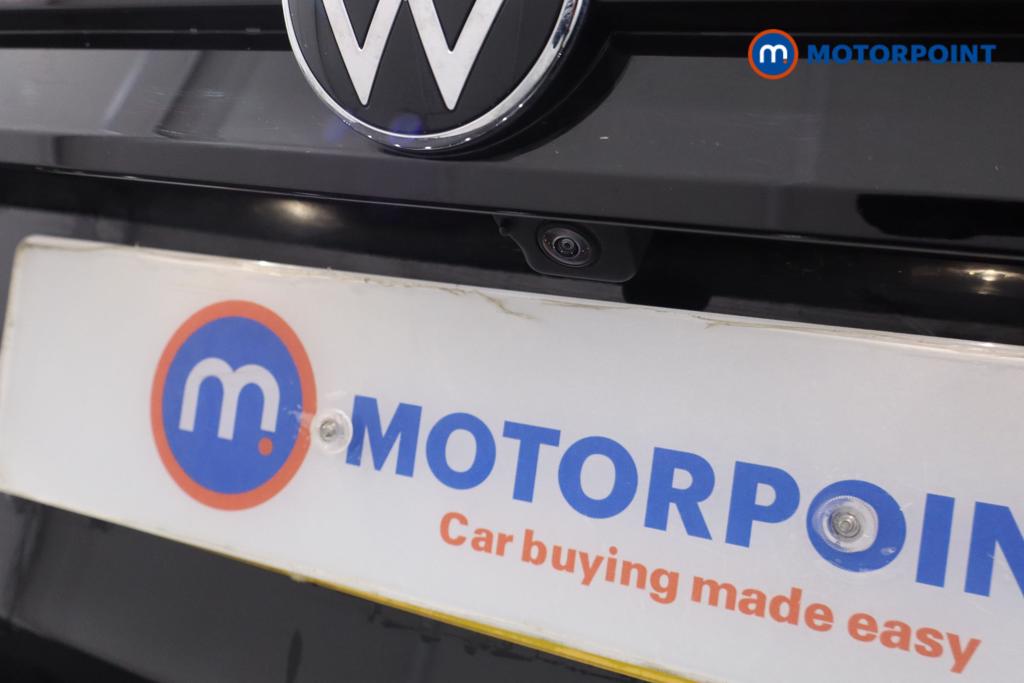 Volkswagen Passat Life Automatic Petrol Plug-In Hybrid Estate - Stock Number (1620878) - 28th supplementary image