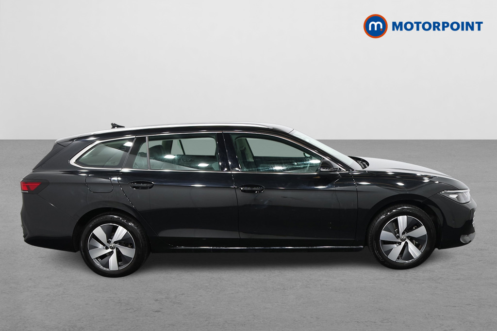 Volkswagen Passat Life Automatic Petrol Plug-In Hybrid Estate - Stock Number (1620878) - Drivers side