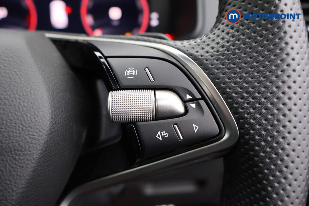 Skoda Karoq Sportline Edition Automatic Petrol SUV - Stock Number (1620983) - 8th supplementary image