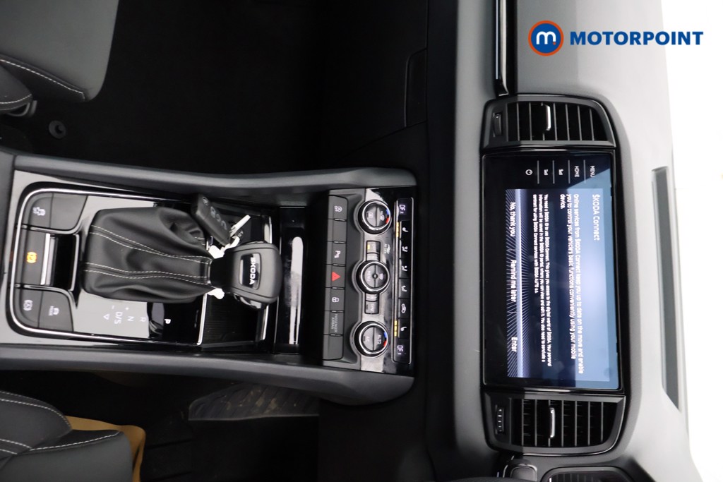 Skoda Karoq Sportline Edition Automatic Petrol SUV - Stock Number (1620983) - 21st supplementary image