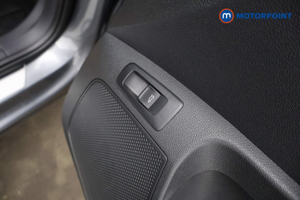 Skoda Karoq Sportline Edition Automatic Petrol SUV - Stock Number (1620983) - 23rd supplementary image