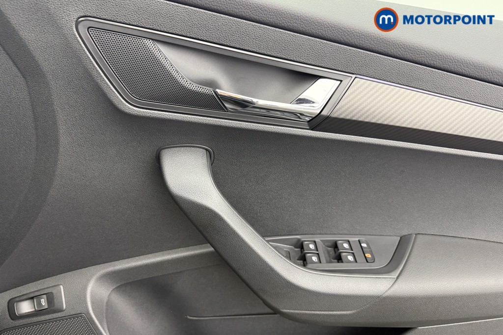 Skoda Karoq Sportline Edition Automatic Petrol SUV - Stock Number (1620998) - 9th supplementary image