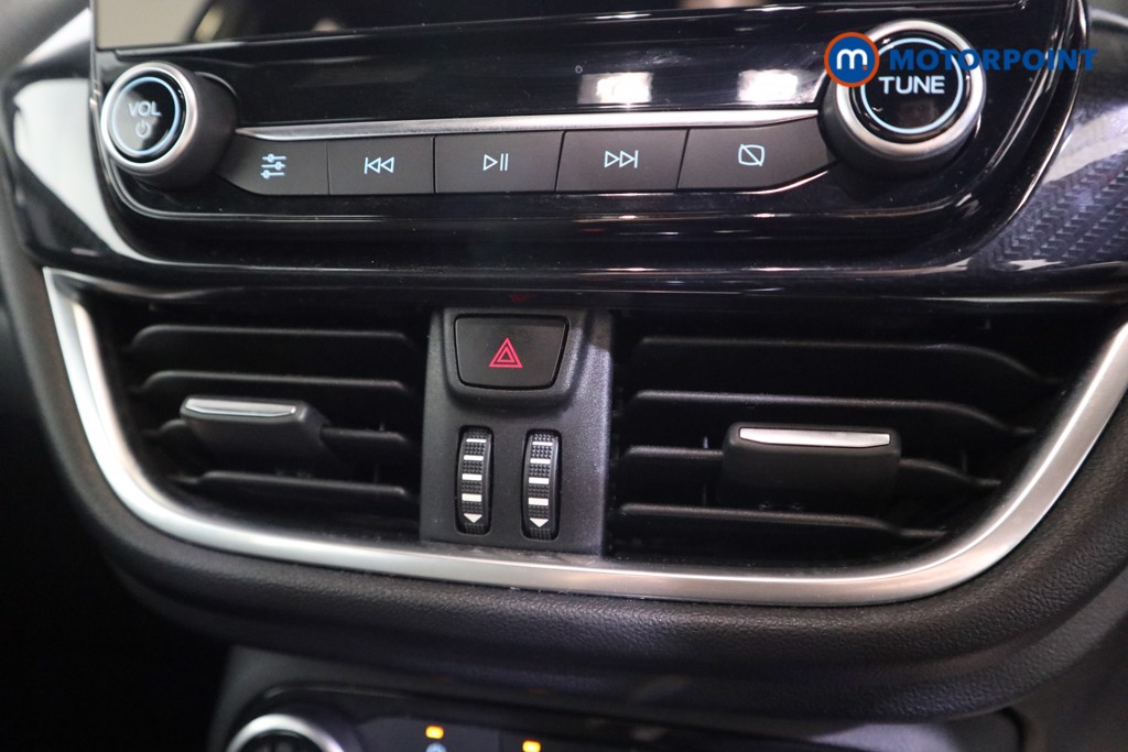 Ford Puma St-Line Manual Petrol SUV - Stock Number (1621004) - 7th supplementary image