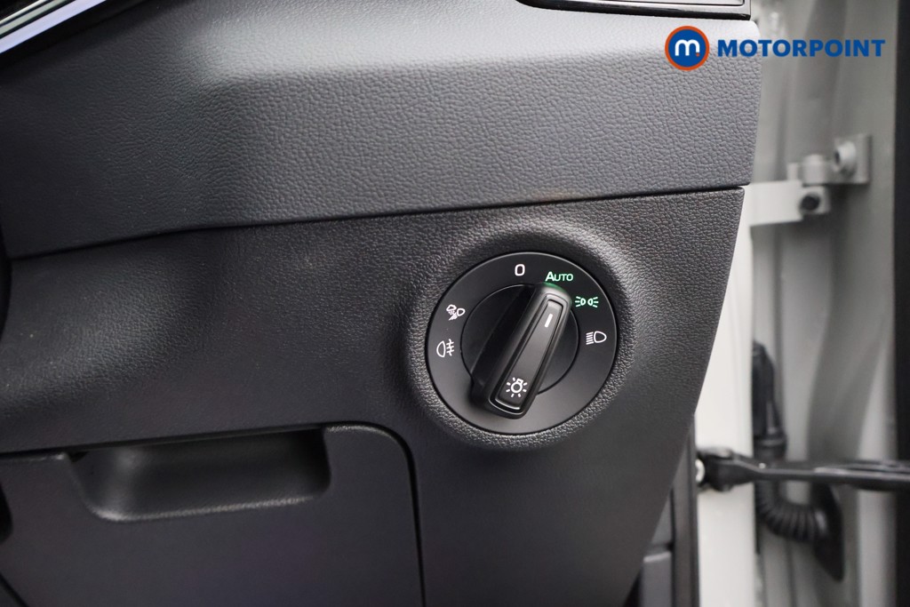 Skoda Karoq Sportline Edition Automatic Petrol SUV - Stock Number (1621008) - 10th supplementary image