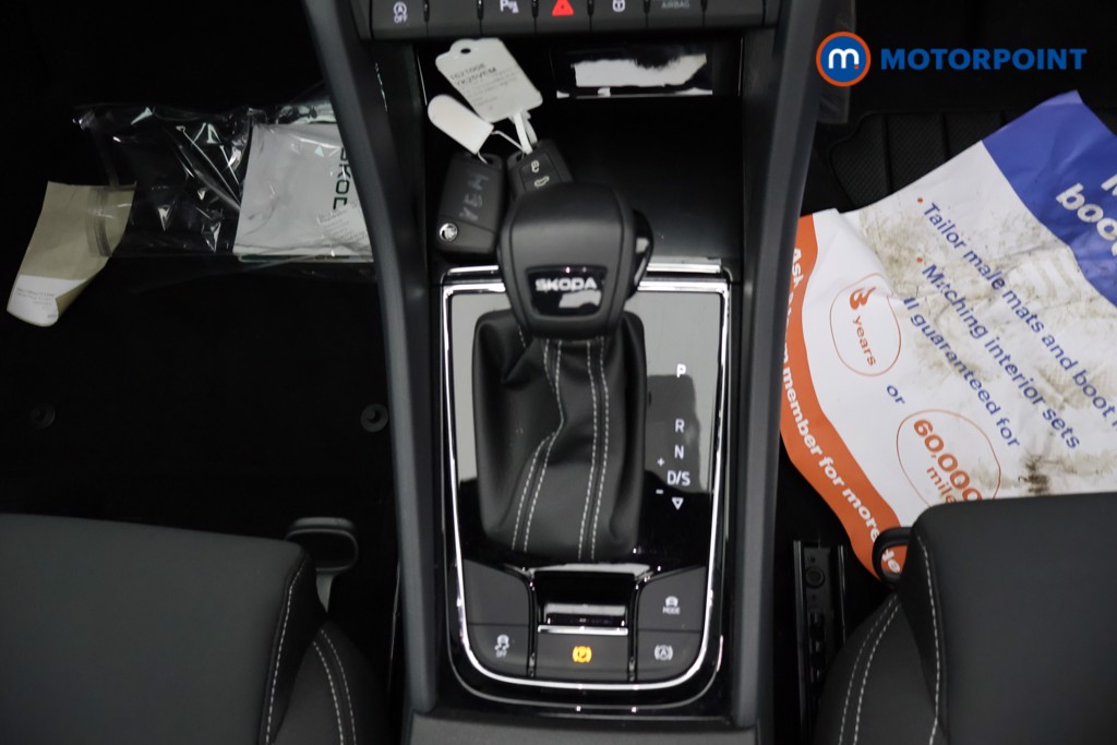 Skoda Karoq Sportline Edition Automatic Petrol SUV - Stock Number (1621008) - 15th supplementary image
