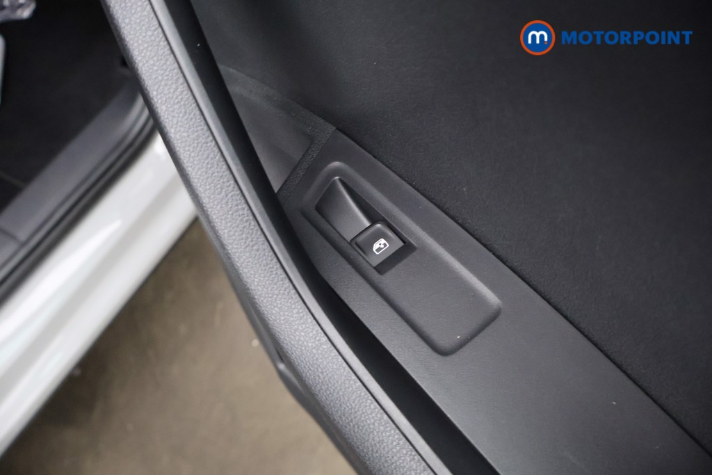 Skoda Karoq Sportline Edition Automatic Petrol SUV - Stock Number (1621008) - 29th supplementary image