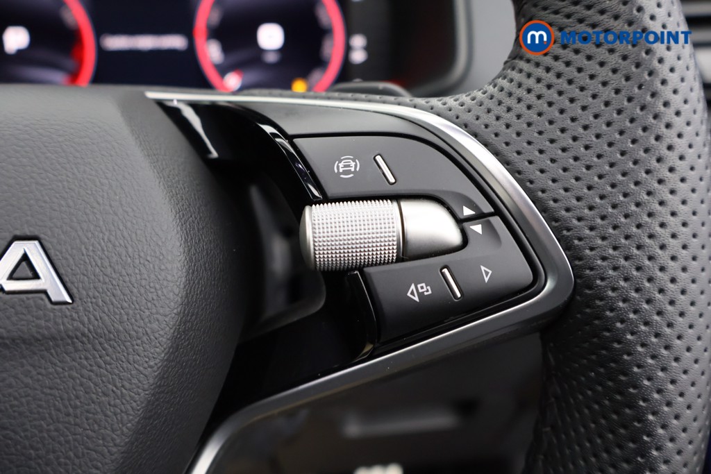 Skoda Karoq Sportline Edition Automatic Petrol SUV - Stock Number (1621014) - 8th supplementary image