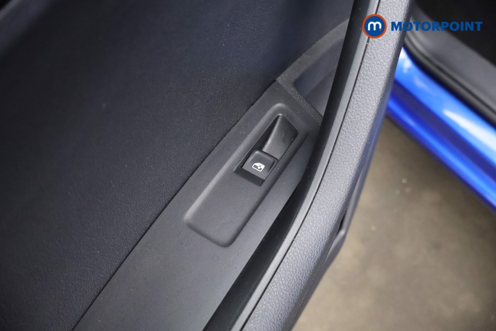 Skoda Karoq Sportline Edition Automatic Petrol SUV - Stock Number (1621014) - 37th supplementary image