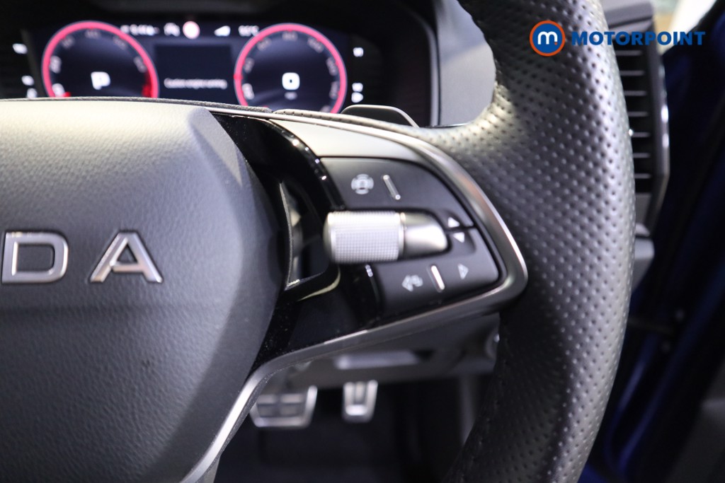 Skoda Karoq Sportline Edition Automatic Petrol SUV - Stock Number (1621016) - 6th supplementary image