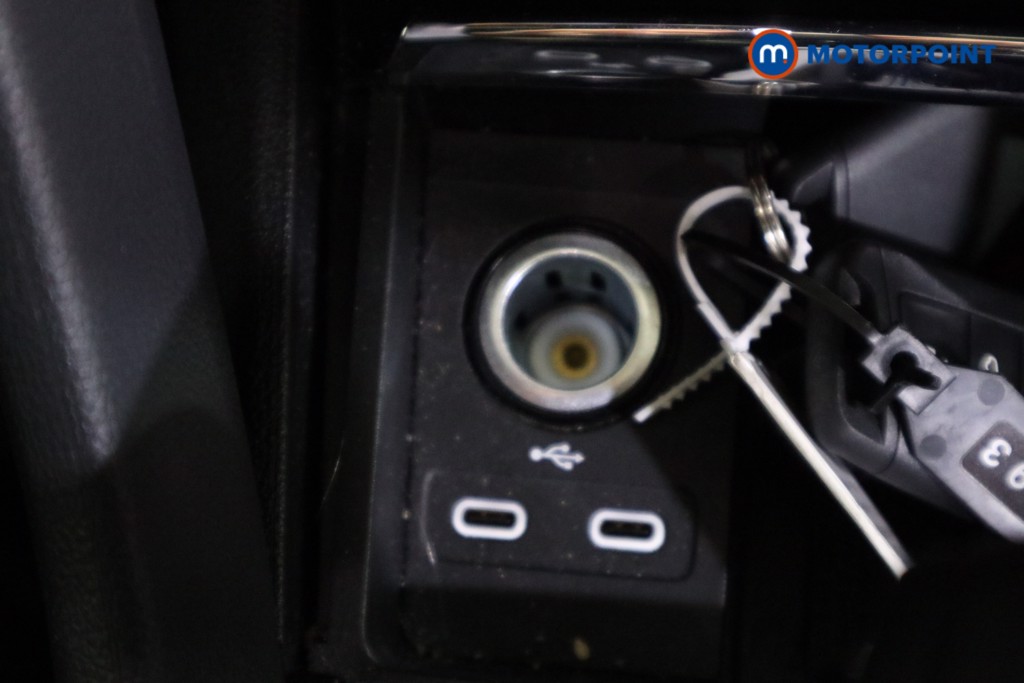 Skoda Karoq Sportline Edition Automatic Petrol SUV - Stock Number (1621016) - 9th supplementary image