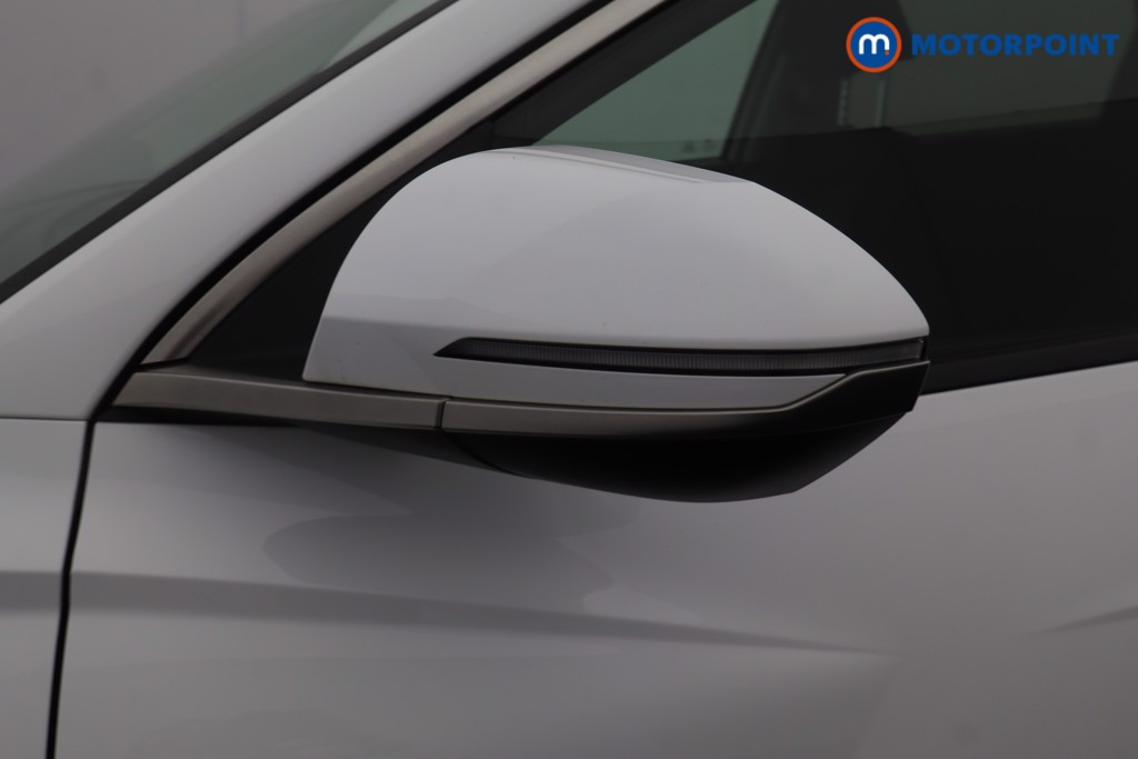 Hyundai Tucson Premium Manual Petrol SUV - Stock Number (1621026) - 26th supplementary image