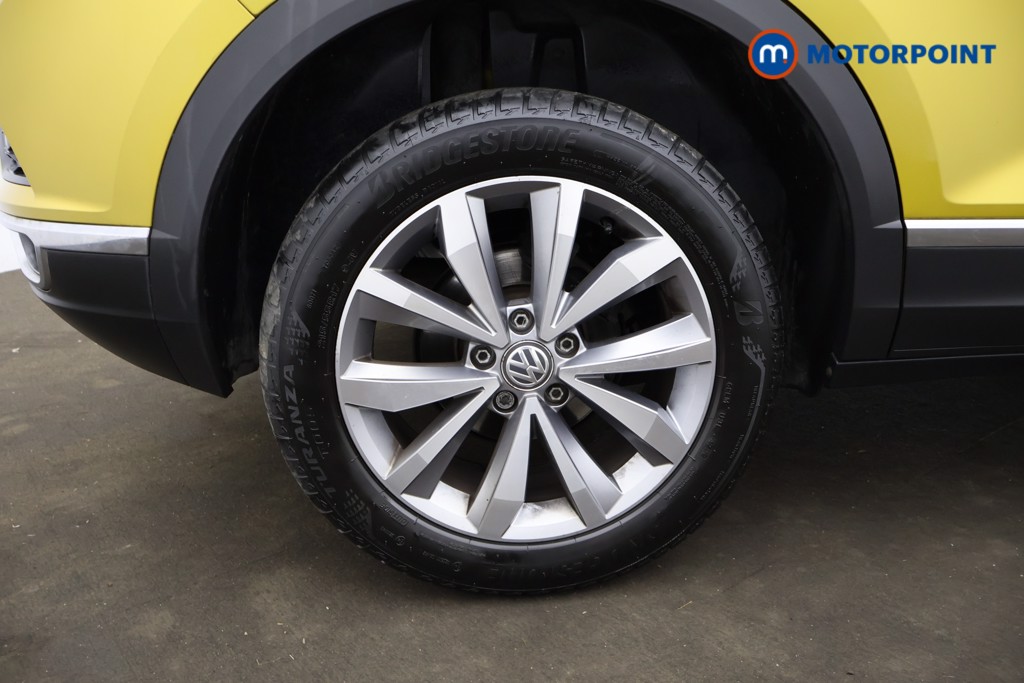 Volkswagen T-Roc Design Manual Petrol SUV - Stock Number (1621206) - 2nd supplementary image