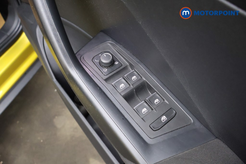 Volkswagen T-Roc Design Manual Petrol SUV - Stock Number (1621206) - 19th supplementary image