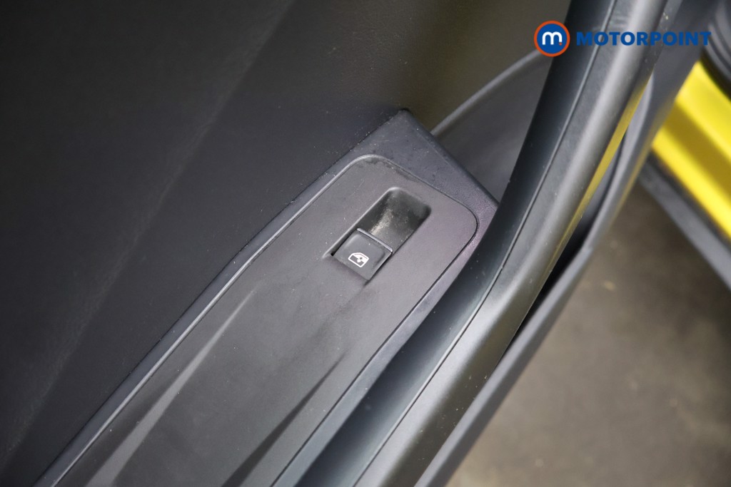 Volkswagen T-Roc Design Manual Petrol SUV - Stock Number (1621206) - 31st supplementary image