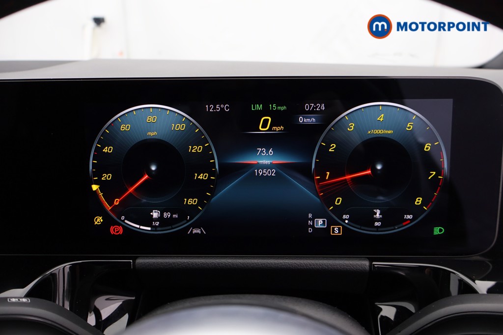 Mercedes-Benz GLA Amg Line Automatic Petrol SUV - Stock Number (1621395) - 11th supplementary image