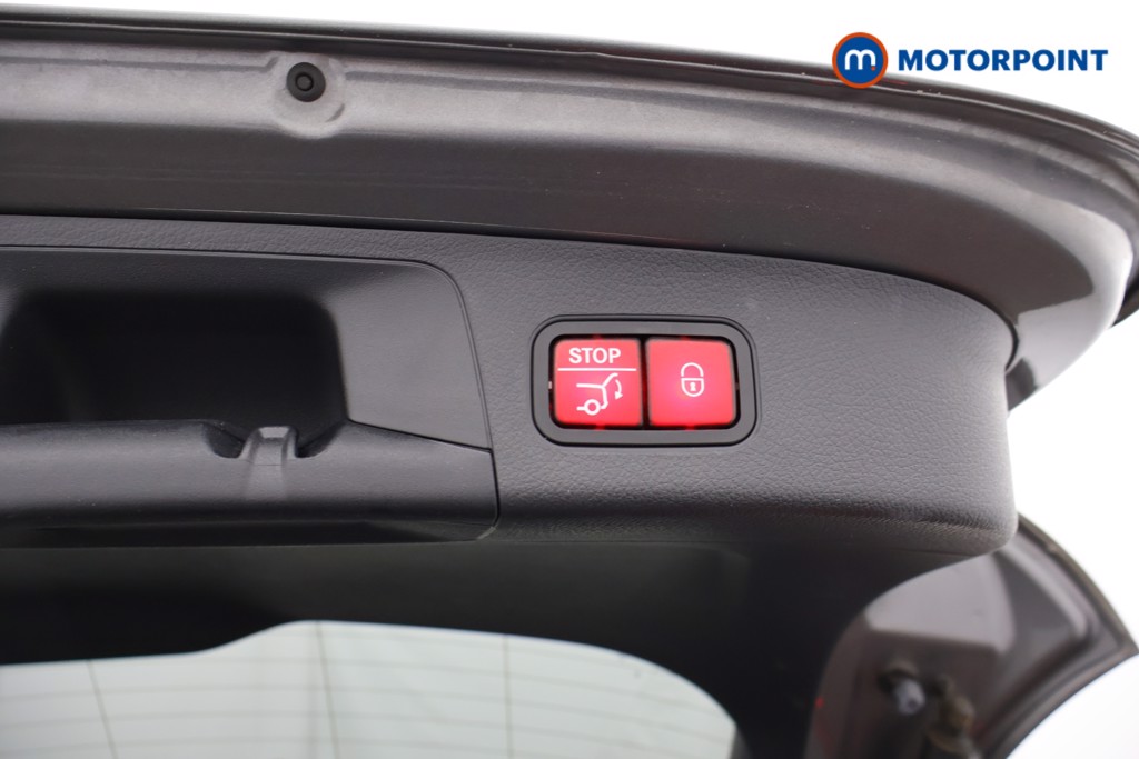 Mercedes-Benz GLA Amg Line Automatic Petrol SUV - Stock Number (1621395) - 35th supplementary image