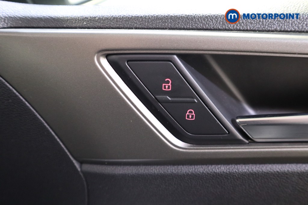 Volkswagen Polo Match Automatic Petrol Hatchback - Stock Number (1621396) - 14th supplementary image