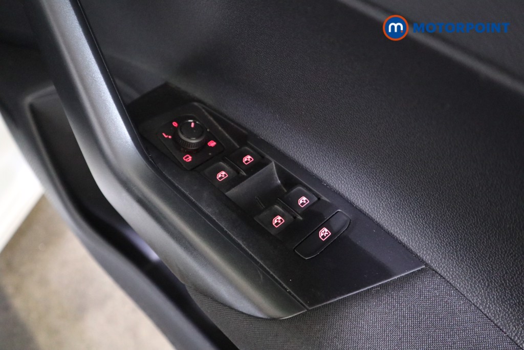 Volkswagen Polo Match Automatic Petrol Hatchback - Stock Number (1621396) - 15th supplementary image