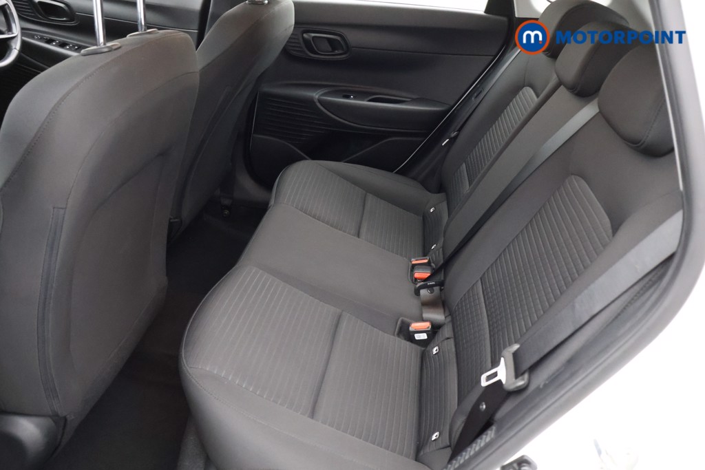 Hyundai I20 Se Connect Manual Petrol Hatchback - Stock Number (1621607) - 28th supplementary image