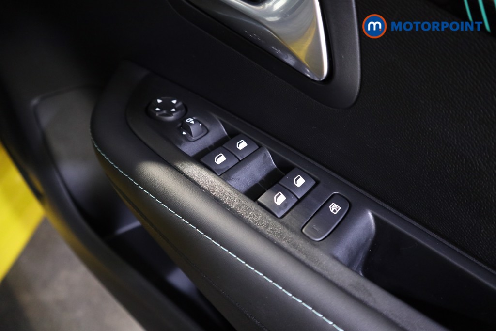 Peugeot 208 Allure Premium -Plus Manual Petrol Hatchback - Stock Number (1621689) - 14th supplementary image