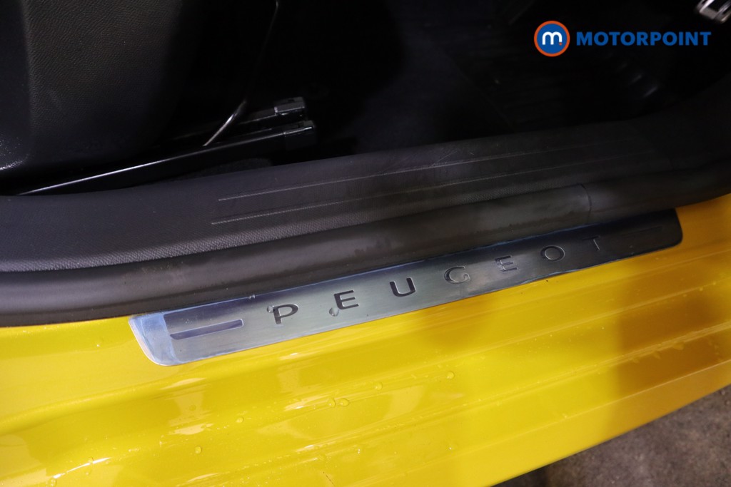 Peugeot 208 Allure Premium -Plus Manual Petrol Hatchback - Stock Number (1621689) - 15th supplementary image
