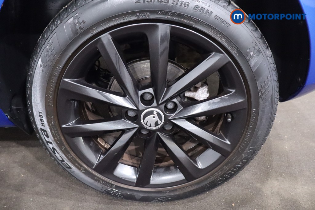 Skoda Fabia Colour Edition Manual Petrol Hatchback - Stock Number (1621836) - 12th supplementary image