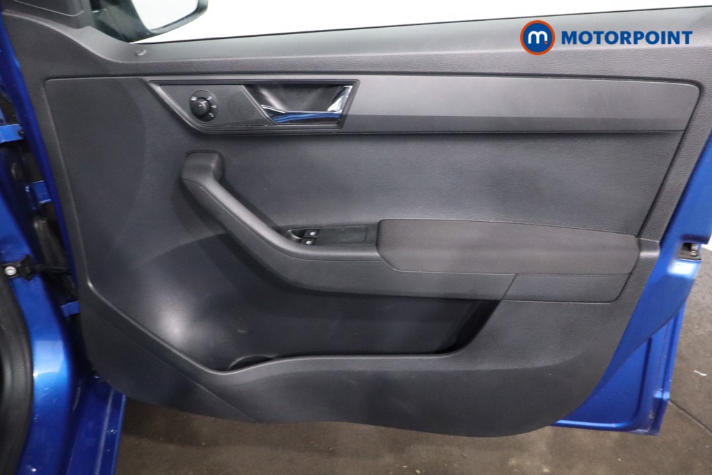 Skoda Fabia Colour Edition Manual Petrol Hatchback - Stock Number (1621836) - 23rd supplementary image