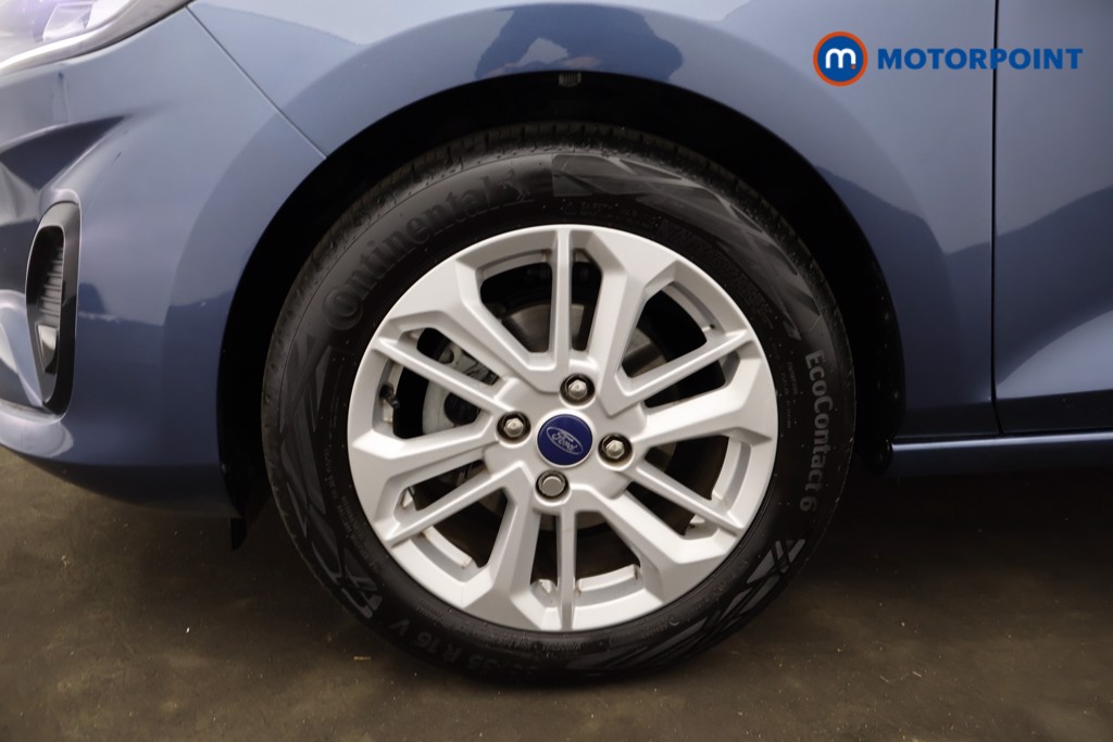 Ford Fiesta Titanium Manual Petrol Hatchback - Stock Number (1621872) - 4th supplementary image