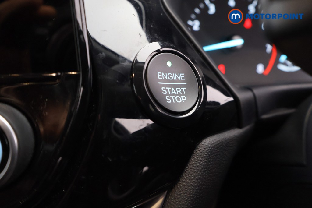 Ford Fiesta Titanium Manual Petrol Hatchback - Stock Number (1621872) - 11th supplementary image
