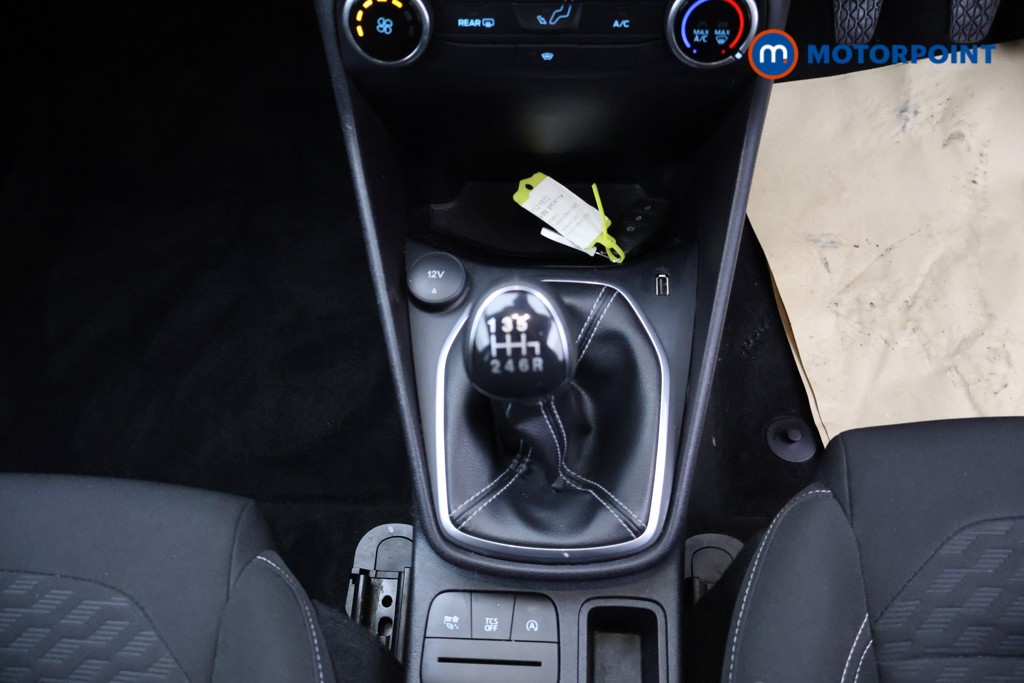Ford Fiesta Titanium Manual Petrol Hatchback - Stock Number (1621872) - 15th supplementary image