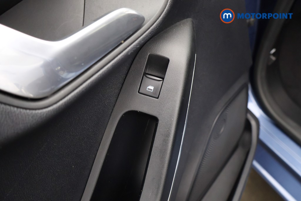 Ford Fiesta Titanium Manual Petrol Hatchback - Stock Number (1621872) - 32nd supplementary image