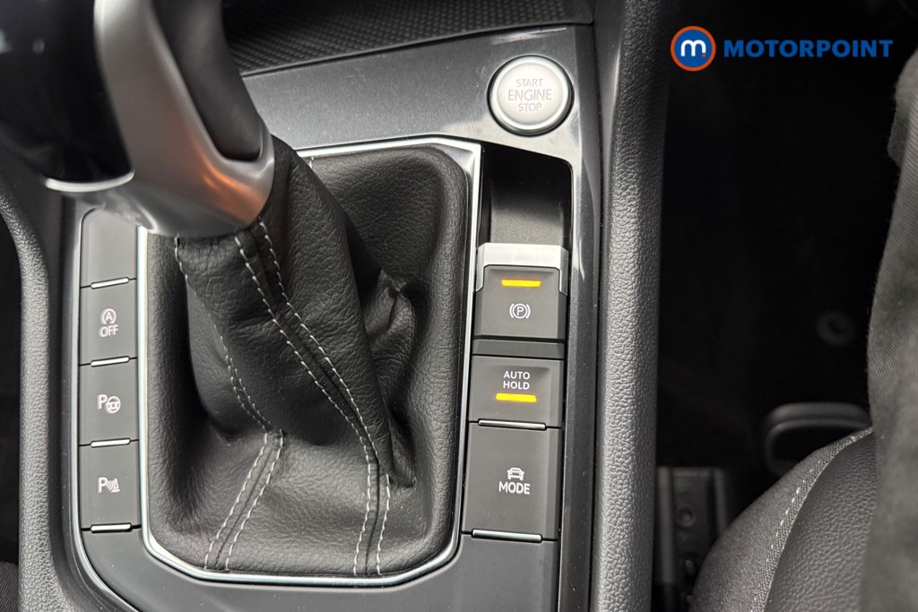 Volkswagen Tiguan R-Line Automatic Petrol SUV - Stock Number (1622010) - 17th supplementary image