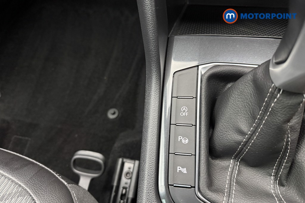 Volkswagen Tiguan R-Line Automatic Petrol SUV - Stock Number (1622010) - 18th supplementary image