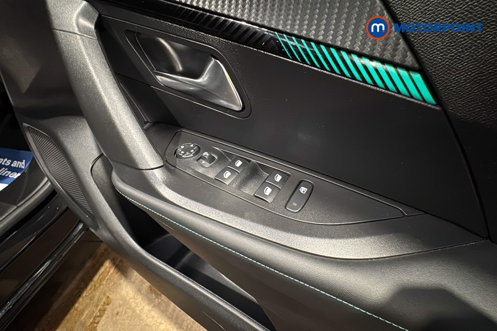 Peugeot 2008 Allure Premium-Plus Manual Petrol SUV - Stock Number (1622224) - 20th supplementary image