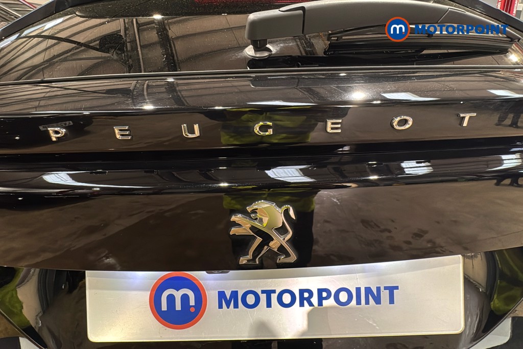 Peugeot 2008 Allure Premium-Plus Manual Petrol SUV - Stock Number (1622224) - 37th supplementary image