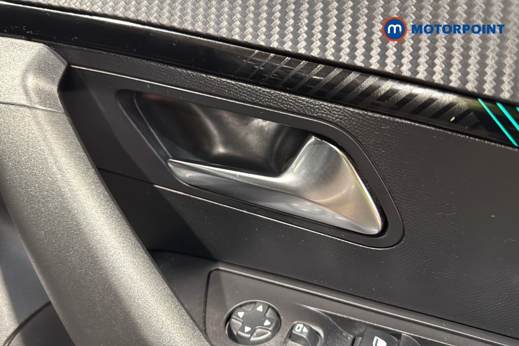 Peugeot 2008 Allure Premium-Plus Manual Petrol SUV - Stock Number (1622224) - 42nd supplementary image