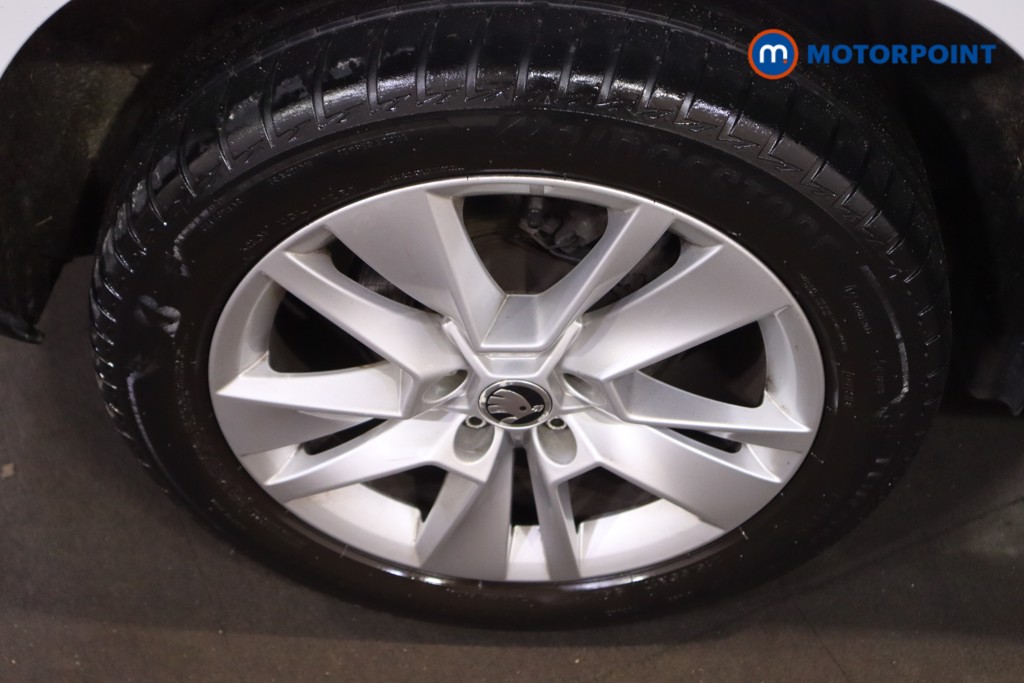 Skoda Karoq Se Technology Automatic Petrol SUV - Stock Number (1622277) - 12th supplementary image