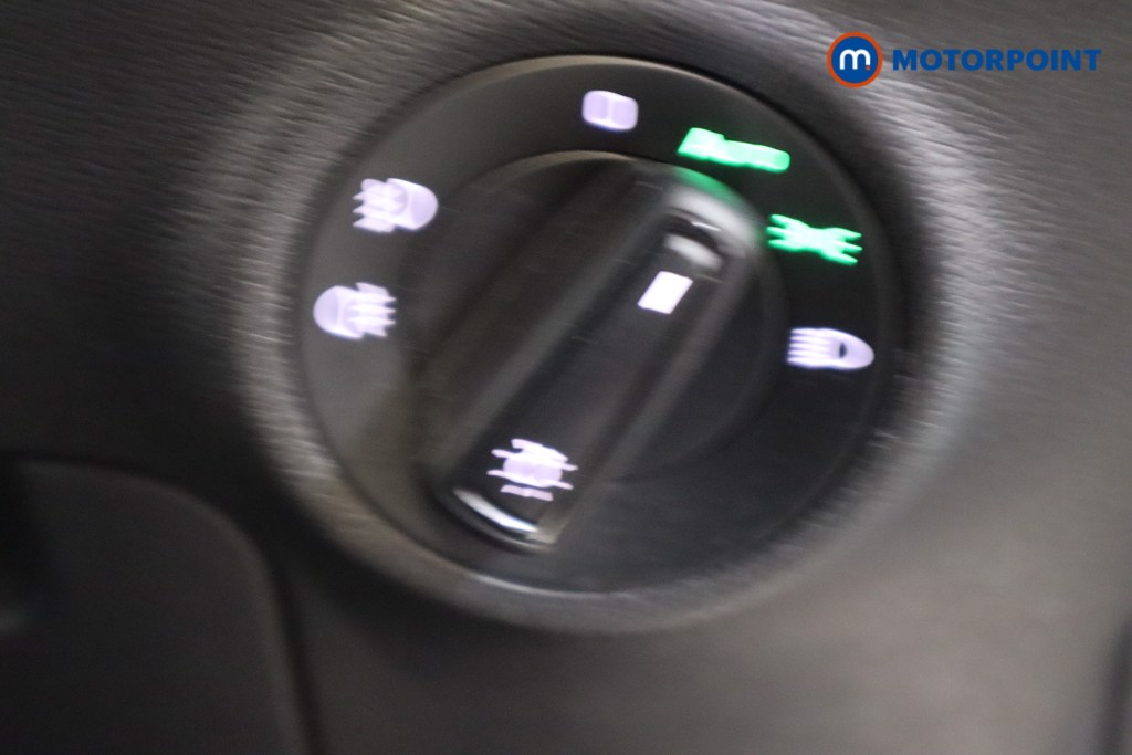 Skoda Karoq Se Technology Automatic Petrol SUV - Stock Number (1622277) - 16th supplementary image