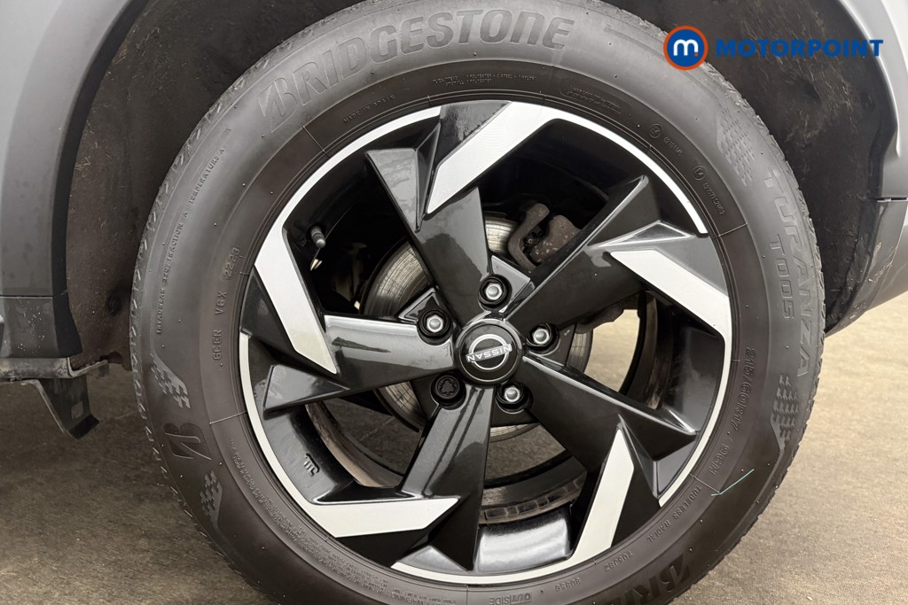 Nissan Juke N-Connecta Automatic Petrol SUV - Stock Number (1622406) - 13th supplementary image