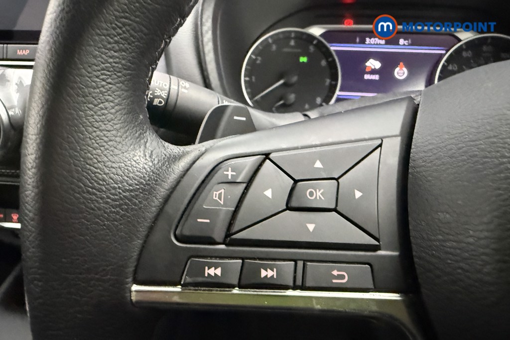 Nissan Juke N-Connecta Automatic Petrol SUV - Stock Number (1622406) - 14th supplementary image