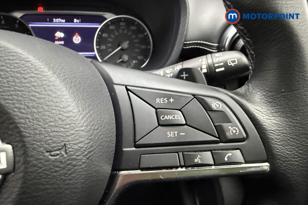 Nissan Juke N-Connecta Automatic Petrol SUV - Stock Number (1622406) - 15th supplementary image