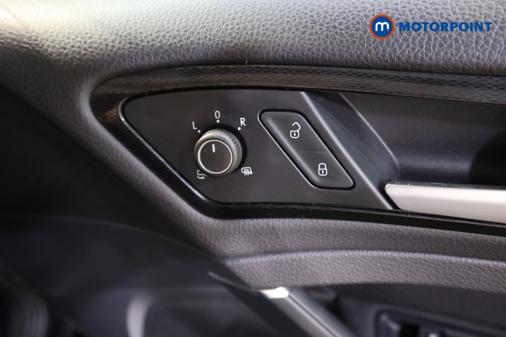Volkswagen Golf GTI Automatic Petrol Hatchback - Stock Number (1622832) - 12th supplementary image