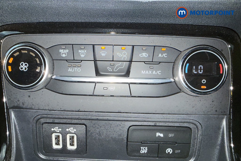 Ford Ecosport Titanium Manual Petrol SUV - Stock Number (1622835) - 16th supplementary image