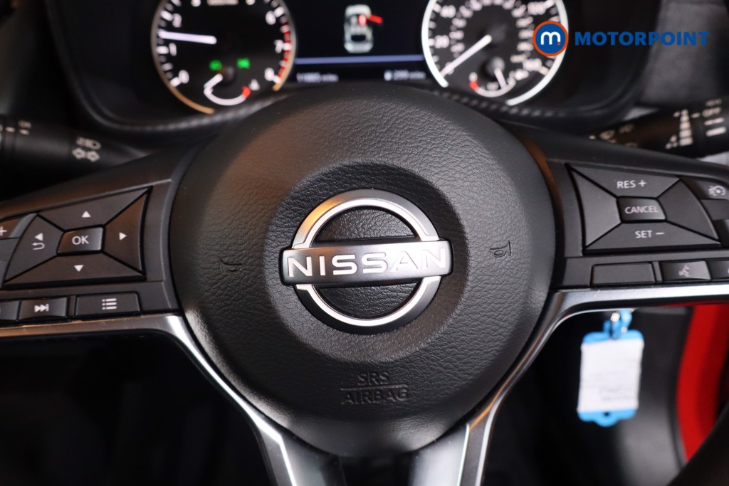 Nissan Juke Acenta Premium Manual Petrol SUV - Stock Number (1623160) - 13th supplementary image